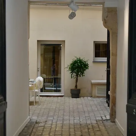 My Story Up Apartment *